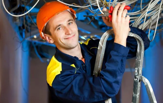 Licensed electrician in chelsea